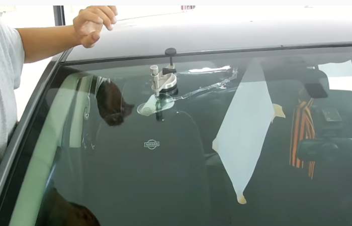 Ремонт трещин лобового стекла авто самостоятельно видео